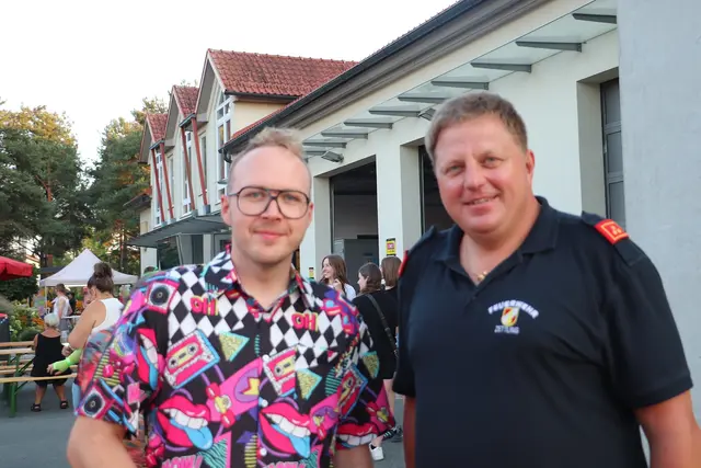OBI Daniel Schlar und HBi Gernot Pölzl begrüßten zahlreiche Gäste | Foto: Edith Ertl
