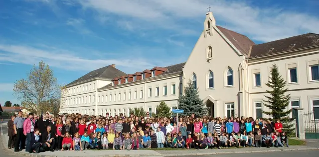 Die Schule ist bereits geschlossen und nicht mehr in Betrieb.  | Foto: Schwestern vom Göttlichen Erlöser