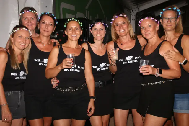 für die Bar zuständig waren am Freitag Carina, Barbara, Alex, Denise, Melanie, Tamara und Petra 