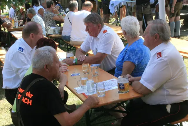 Am meisten gefragt waren Schattenplätze | Foto: Gerhard Langmann