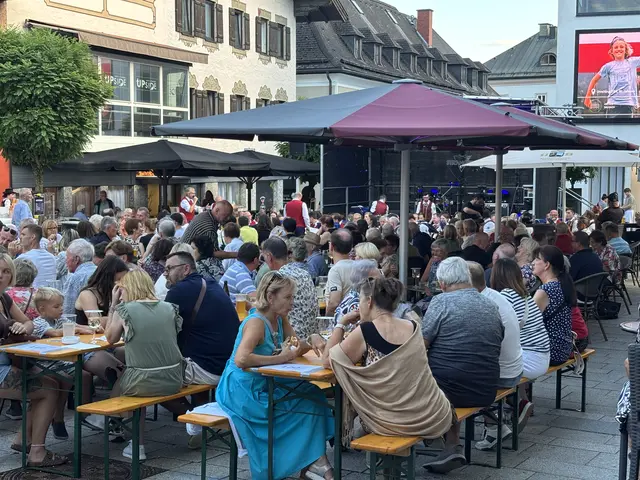 Der Mooshammer Platz war gut besucht. | Foto: Christian Amtmann
