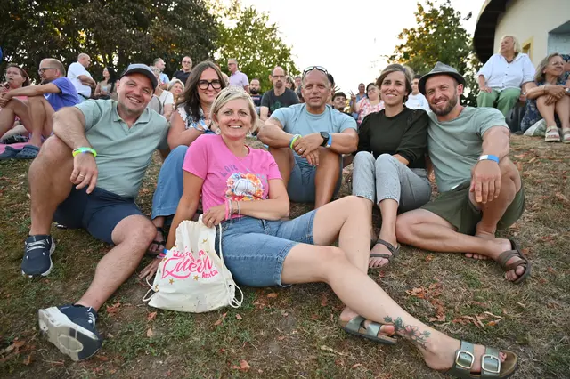 Schlagerqueen Anita feiert ihren Geburtstag mit Karl, Therese, Mario, Angelika und Wolfgang | Foto: Gerlinde Siebenhandl