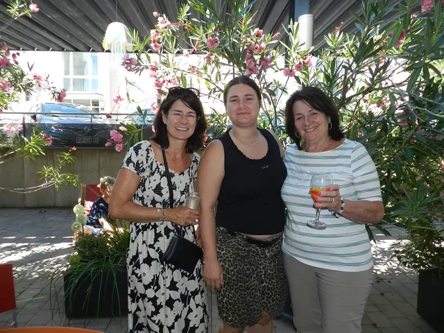 Katarina, Sabine und Gabi Kendl haben sich gut unterhalten | Foto: Heribert Punz
