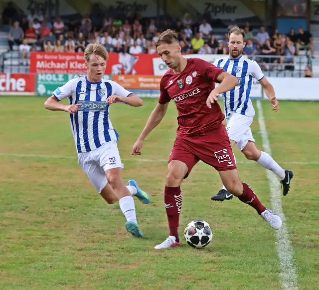 Zum Auftakt der neuen OÖ Liga-Saison musste Bad Ischl gegen Weißkirchen eine Niederlage einstecken. | Foto: Hörmandinger