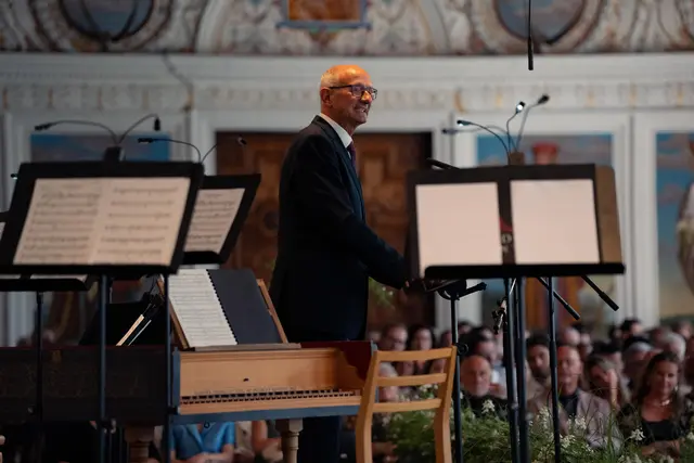Landeshauptmann Mattle zur offiziellen Eröffnung der Festwochen der alten Musik im Schloss Ambras.  | Foto: © Mona Wimber