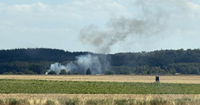 In einem Stadel, der Teil eines Vierkanthofs ist, war ein Feuer ausgebrochen. | Foto: FF Weitersfeld