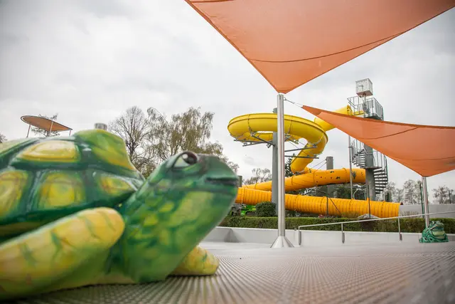 Die 72 Meter lange Wasserrutsche soll im Leopoldskroner Freibad für zusätzlichen Badespaß sorgen. | Foto: Stadt Salzburg/Alexander Killer