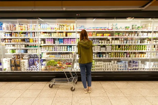 Die Supermarktketten Billa, Spar und Interspar öffnen am Samstag nur wenige ihrer Filialen, darunter die Kult-Filiale am Praterstern, die am Wochenende und feiertags rappelvoll ist. (Symbolfoto) | Foto: Land schafft Leben