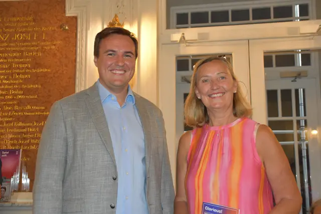 Michael Capek mit Mutter. | Foto: Mirjam Preineder