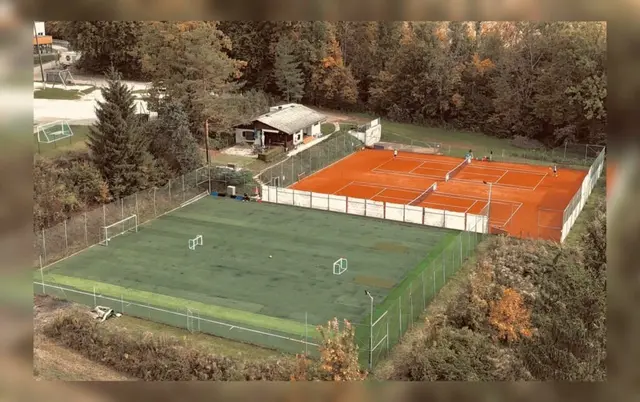 Hauptstützpunkt der Soccer Girl Academy Kärnten am Schulweg 11 in Maria Rain. Das Gelände liegt direkt nebem dem Sport- und Tennisplatz des SV Maria Rain. Beheimatet ist die Soccer Girl Academy Kärnten (als Verein) jedoch in Glainach 34, 9170 Ferlach. (Archivfoto) | Foto: Soccer Girl Academy Kärnten