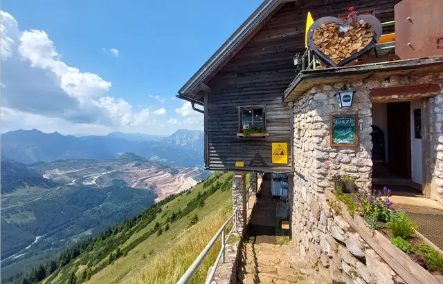 Polsterschutzhaus ( 1.792m ) 