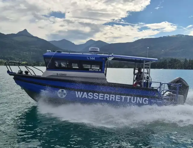Eine vermisste Schwimmerin löste am 9. August 2026 am Badeplatz Gamsjaga einen umfassenden Rettungseinsatz aus. | Foto: Wasserrettung Salzburg