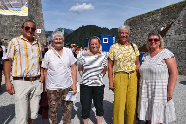 Eine Gruppe reiste für den Besuch des Musicals am Sonntag von Wald im Pinzgau nach Kufstein an.  | Foto: Barbara Fluckinger