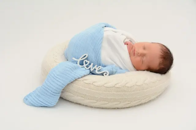 Name: Elias
Geburtsdatum: 02.06.2026
Gewicht: 3. 050 g
Größe: 49 cm
Eltern: Melissa und Andre-Erwin Fechter aus Knittelfeld | Foto: Babysmile