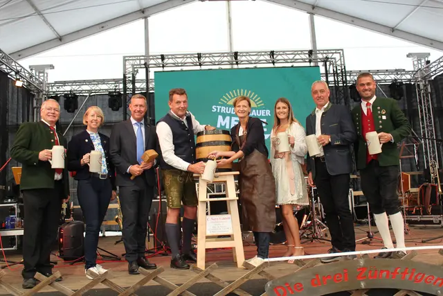 Bieranstich 2025 Strudengauer Messe | Foto: MeinBezirk Perg