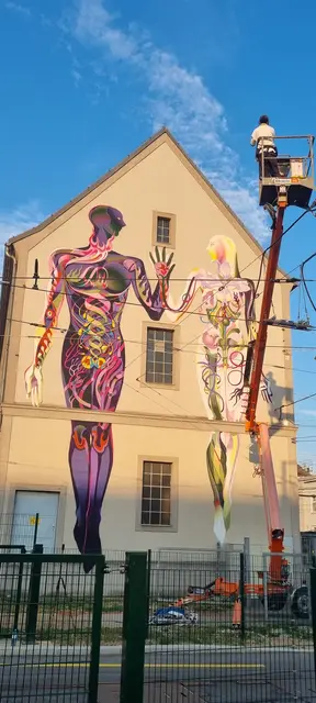 Die Fassade wird so zur öffentlichen Gallerie.  | Foto: Future Icons