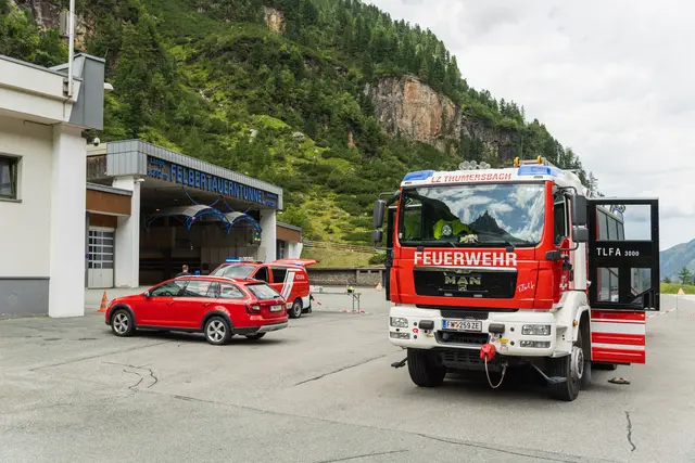 Einsatzarbeiten wegen des Waldbrands | Foto: OVI Moritz Scharler