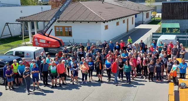 An der Startveranstaltung in Waldhausen im Strudengau, organisiert von der Gesunden Gemeinde, waren am 26. April mehr als 100 motivierte Teilnehmer beteiligt. | Foto: Gesunde Gemeinde Waldhausen