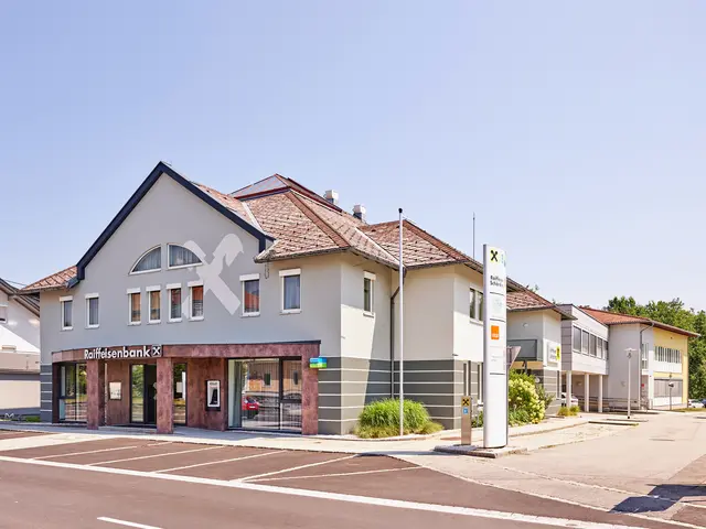 Mit der Neugestaltung der Bankstelle in Andorf wurde ein klares Zeichen für die Zukunft des Standortes gesetzt.