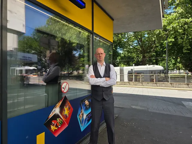 Zuletzt eröffnete ein weiteres Wettbüro auf der südlichen Landstraße. Wirtschaftsstadtrat Thomas Gegenhuber (SPÖ) fordert mehr Mitspracherechte durch die Stadt – derzeilt erteilt das Land OÖ die Bewilligungen. | Foto: Stadt Linz