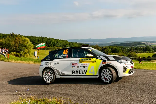 Luca Pröglhöf geht im Opel Corsa Rally4 bei der Barum Czech Rally Zlín an den Start. | Foto: Full Send Media