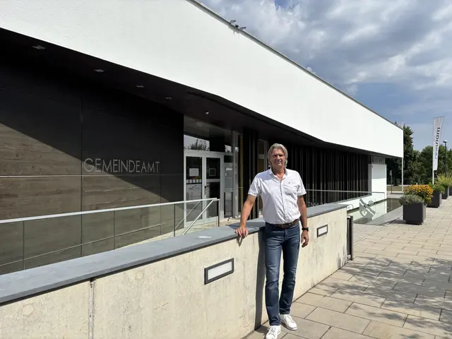 Bürgermeister Wolfgang Kaiß (VP) ist seit dem Jahr 2020 Bürgermeister der 1700-Einwohner-Gemeinde Redlham.  | Foto: MeinBezirk/Steiner-Watzinger