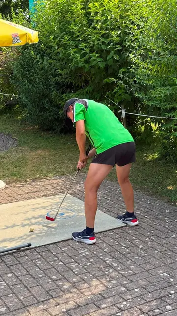 Birgit Krämer beim Partnerturnier. | Foto: ASKÖ Minigolf Sport Club Braunau