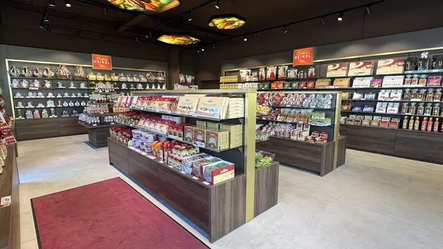 Heidl präsentiert ihre neu gestaltete Filiale in der Willendorfer Gasse. | Foto: Confiserie Heindl