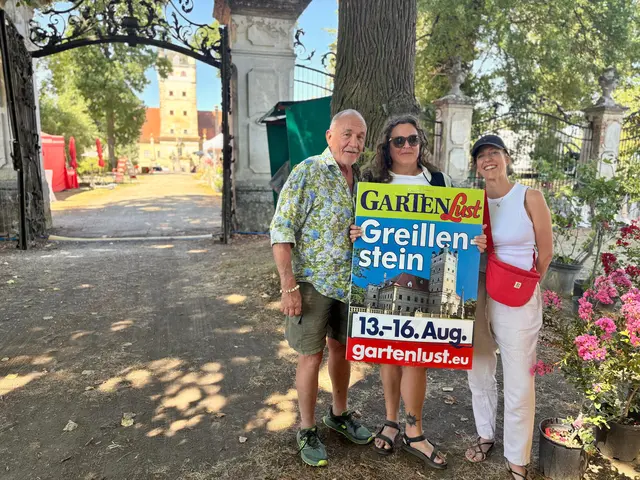 Kurt und Corinna Ostermeier und Sarah Todd freuen sich auf die zahlreichen Besucher am kommenden Wochenende. | Foto: Markus Kahrer