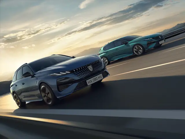 Den neuen Peugeot 308 SE gibt’s als Elektro, Plug-In Hybrid, Hybrid- und Diesel-Modell sowie in fünf Ausstattungsvarianten. | Foto: Peugeot