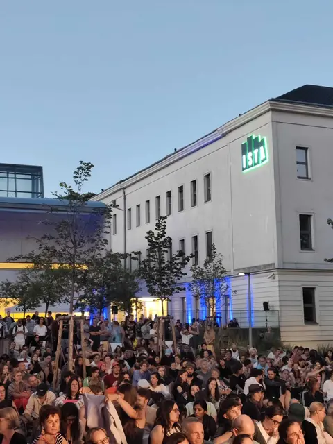 Großer Ansturm auf die ISTA, welche zur Sternennacht einlud. | Foto: Sadiki-Peckary