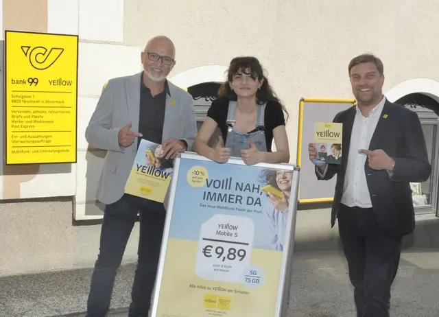 Die neue Betreiberin Isabella Franceschi mit Wilhelm Haidl und Adam Christian von der Post.