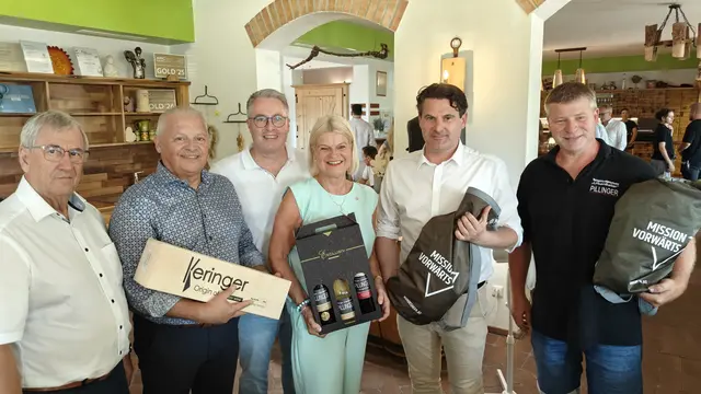 Beim Sommerempfang der Volkspartei im Bezirk Neusiedl am See trafen sich in Mönchhof rund 100 Funktionärinnen, Funktionäre und Gäste.  | Foto: ÖVP Bezirk Neusiedl am See
