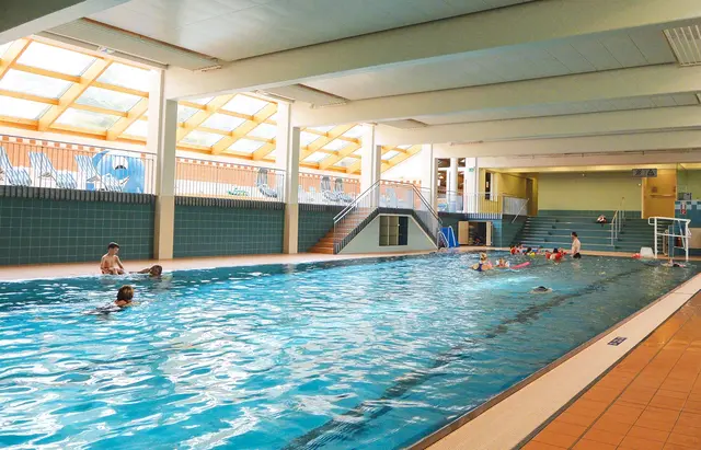 Beliebter Treffpunkt: das Hallenbad in Kirchdorf. | Foto: Stadt Kirchdorf