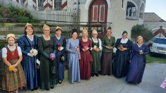 Goldhaubenfrauen  | Foto: Kameradschaftsbund St. Thomas am Blasenstein 