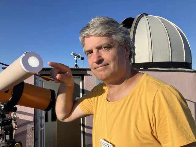 "Heute dreht sich alles um die Sonne, die hier als klar abgegrenzte Scheibe erscheint", sagt Fritz Amtmann | Foto: Stockmann