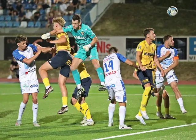 Der SV Gmundner Milch und die Union Perg trennten sich mit einem 1:1-Unentschieden. | Foto: Hörmandinger