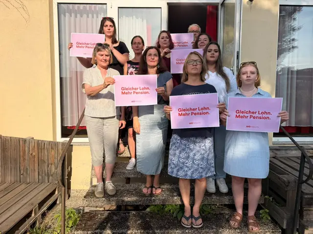 Die SPÖ-Frauen im Bezirk Hollabrunn fordern gleichen Lohn und mehr Pension für Frauen. | Foto: SPÖ Hollabrunn