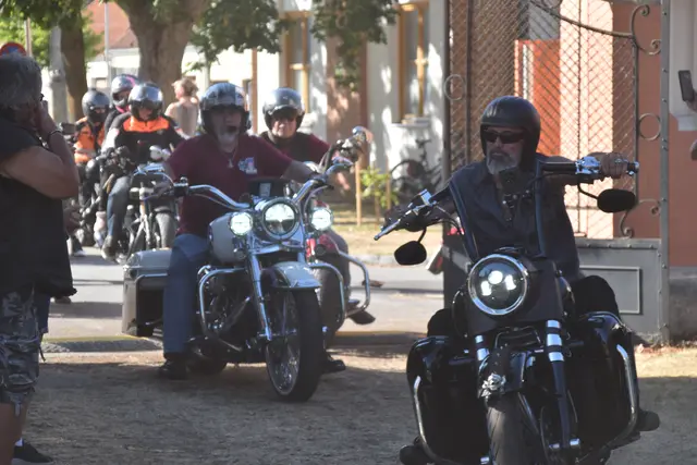 Die Harley Davidson Charity Tour machte in Rotenturm Station. | Foto: MeinBezirk/Michael Strini