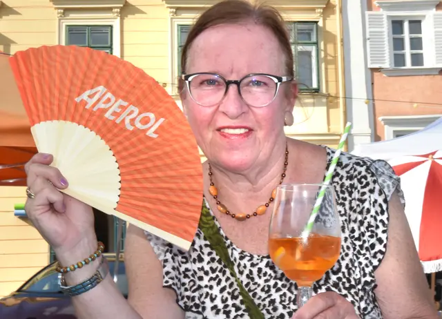  Doris mundet der Aperol | Foto: Herbert Schleich