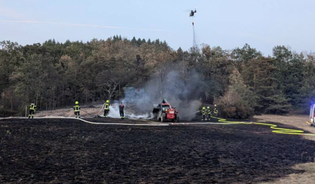Durch das koordinierte Vorgehen der Einsatzkräfte konnte der Waldbrand rasch eingedämmt und eine weitere Ausbreitung verhindert werden. | Foto: FF Gars am Kamp