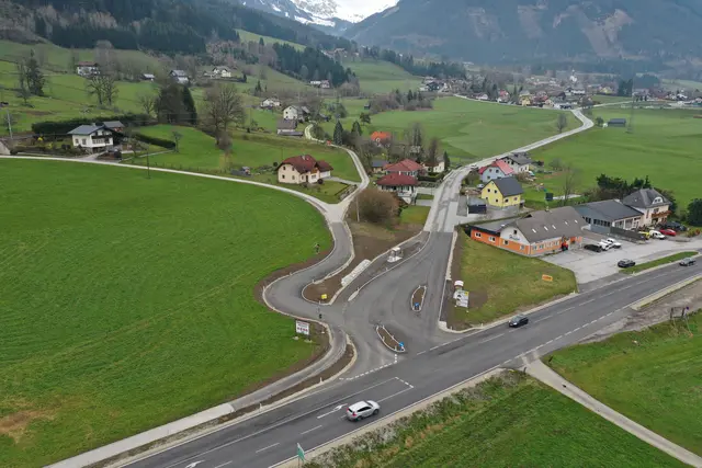 Blick auf die neu errichtete Westeinfahrt | Foto: Gemeinde Ardning