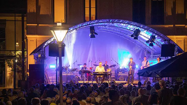 Tonč Feinig und „The Little Big Band“ sorgten beim Open-Air-Konzert in St. Paul für einen stimmungsvollen Abschluss des 46. St. Pauler Kultursommers. | Foto: Privat