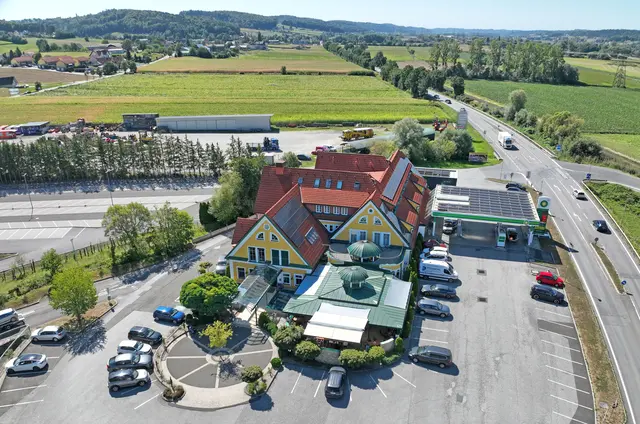 Das Rasthaus ist weit über die Region hinaus bekannt. | Foto: Reicht Holding