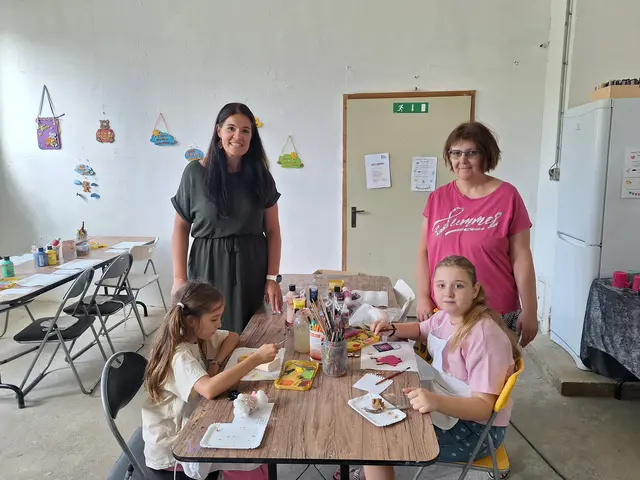„Kinderbasteln“ bei der Familie Wallisch | Foto: Stadtgemeinde Neulengbach