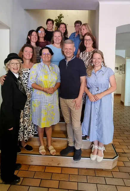 Melitta Ott, Bezirksobfrau Helga Seibezeder, Bezirksobmann NR Andreas Hanger, Landesobfrau LAbg. Silke Dammerer mit dem Frauenteam der ÖVP Bezirk Amstetten
 | Foto: Helga Seibezeder