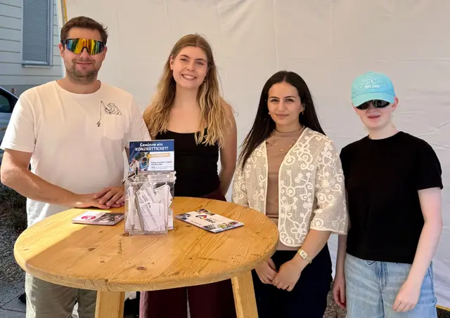 Die „Junge Stadt Weiz” war mit ihrem Team an einem Infostand vertreten.  | Foto:  „Junge Stadt Weiz” 