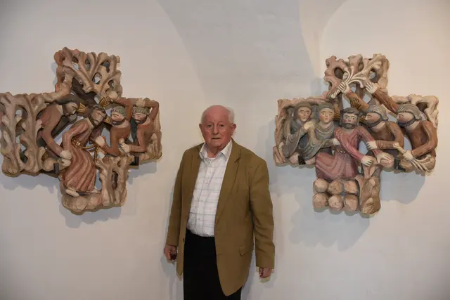 Als Seelsorger und Baumeister prägt Monsignore Karl Michael Wögerer Waldhausen schon 50 Jahre.  | Foto: Robert Zinterhof