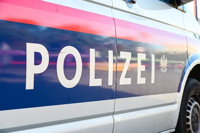 Polizei ermittelt (Symbolfoto) | Foto: stock.adobe.com/at/Ajdin Kamber