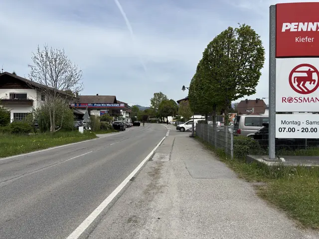 Die Vollsperre bleibt aufrecht. Hier ein Bild, das noch vor dem Startschuss im Mai gemacht wurde.  | Foto: Barbara Fluckinger